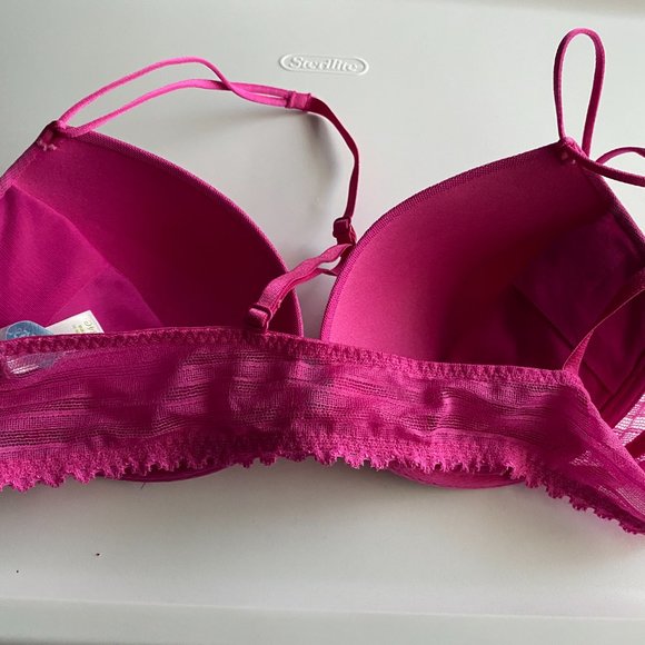 34C OnGossamer Lace Bra (like new) - Picture 2 of 3